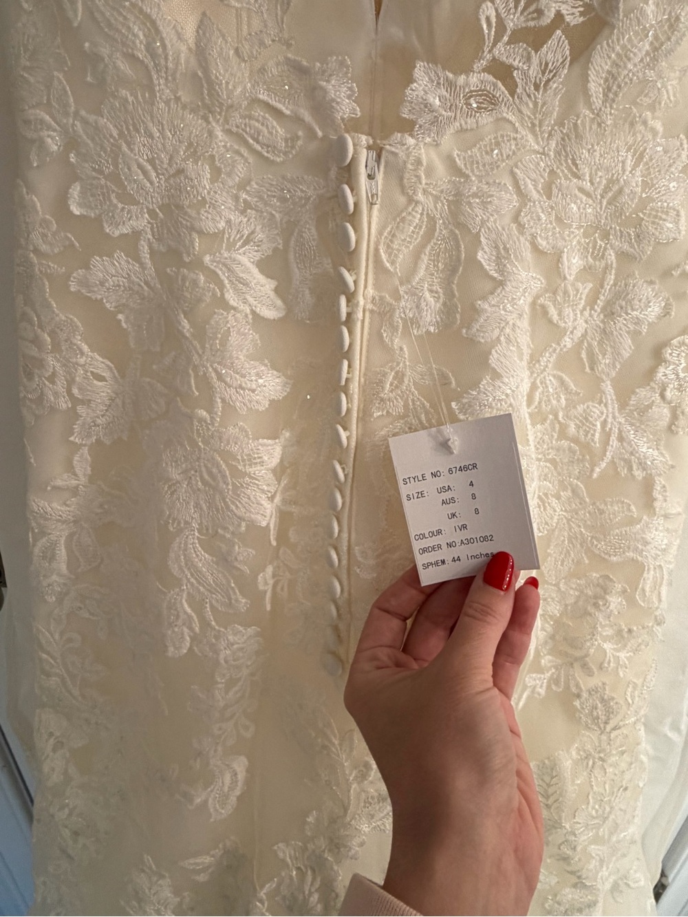 Stella York Ivory Lace Wedding Dress (6764CR) - Picture 4 of 12